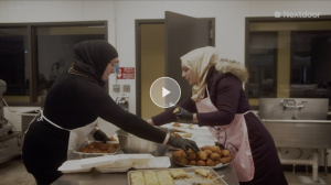 S1E760From Syria to Saint Louis: Refugees Give Back By Feeding the Homeless